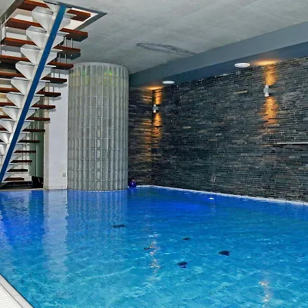 Three-bedroom Holiday In 40 Ferienhaus