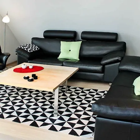 Three-bedroom Holiday In 40 Ferienhaus *